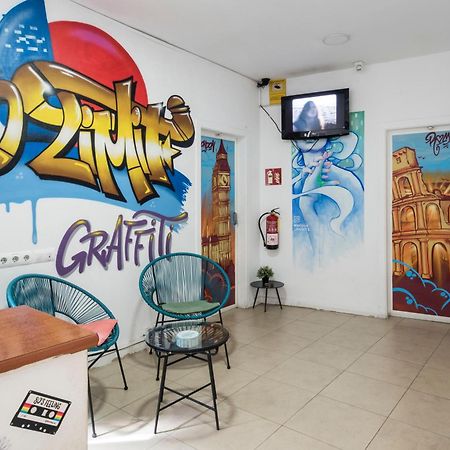 No Limit Hostel Graffiti Barcelona Exteriér fotografie