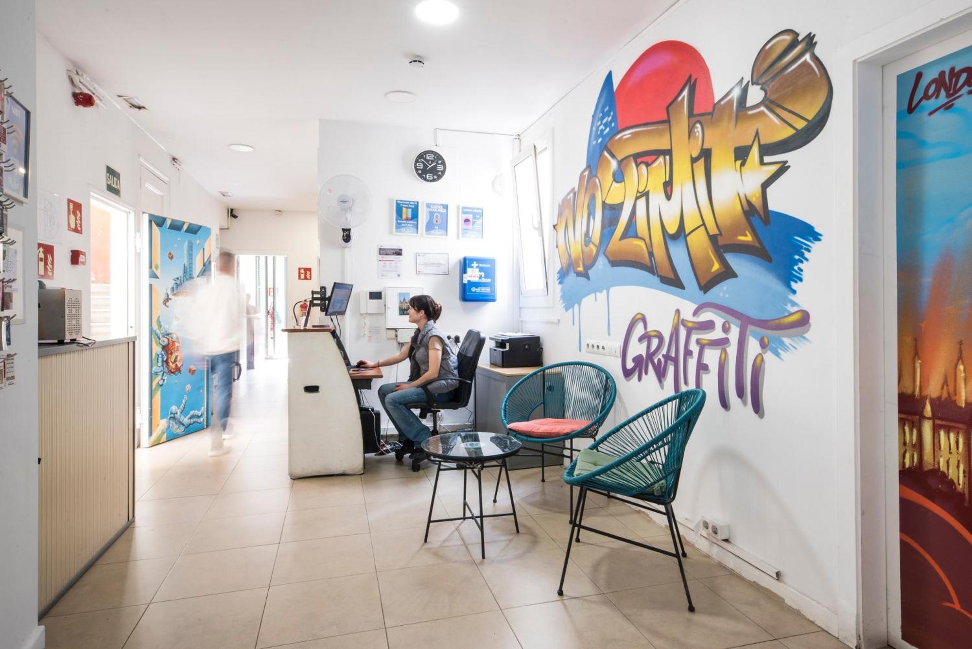 No Limit Hostel Graffiti Barcelona Exteriér fotografie